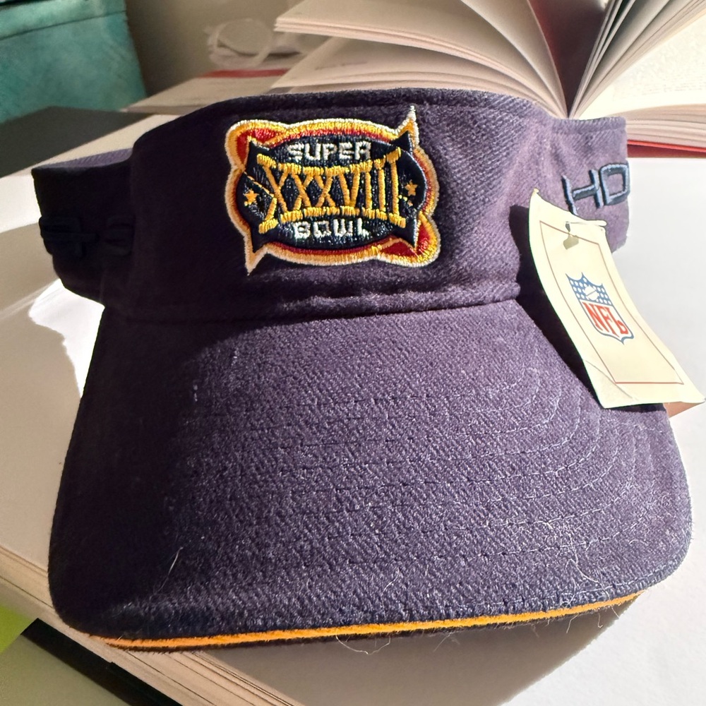 Vintage new- Super Bowl XXXVIII Purple Visor
